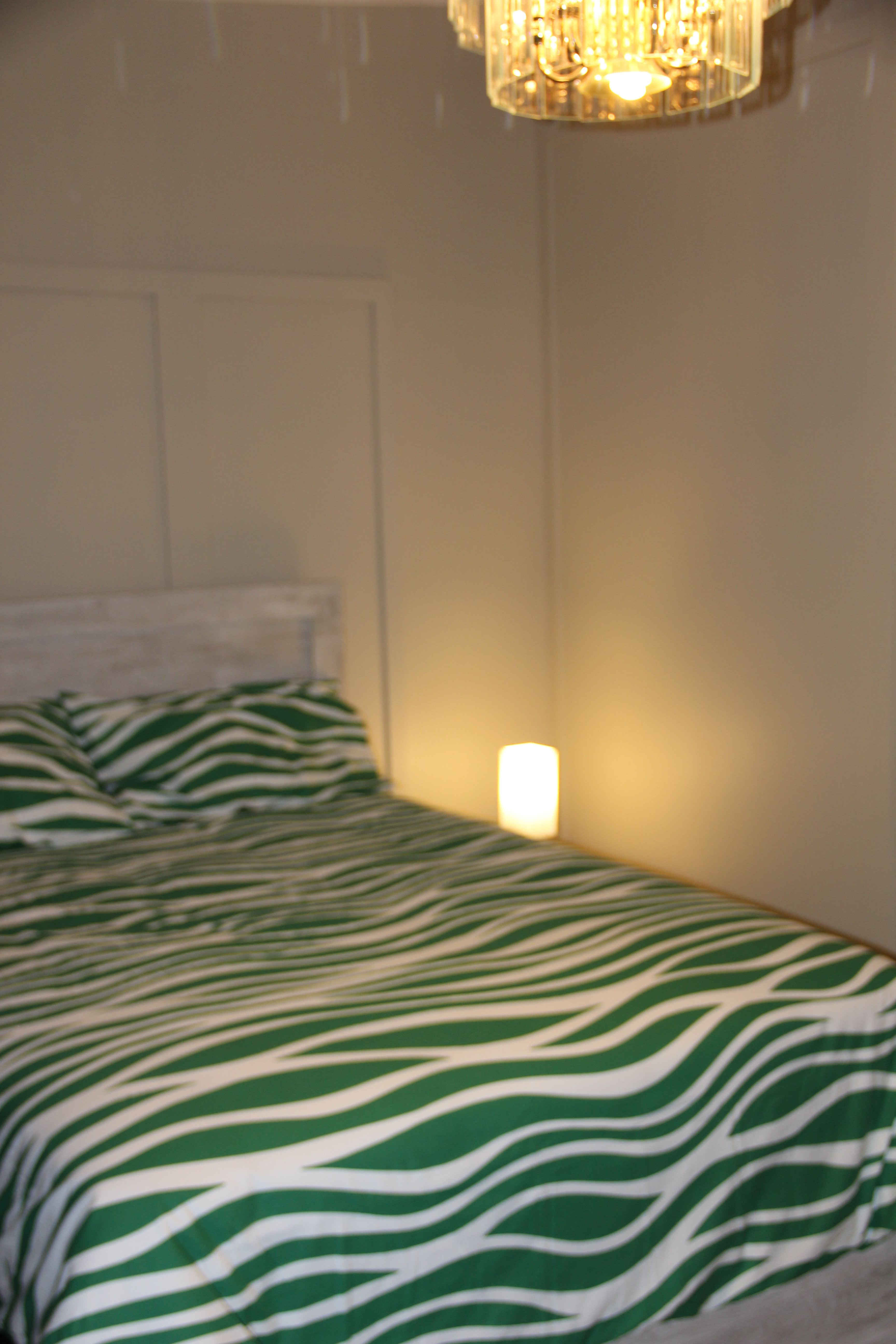 Private Room 5 for Rent in Burquitlam with High-Speed Internet